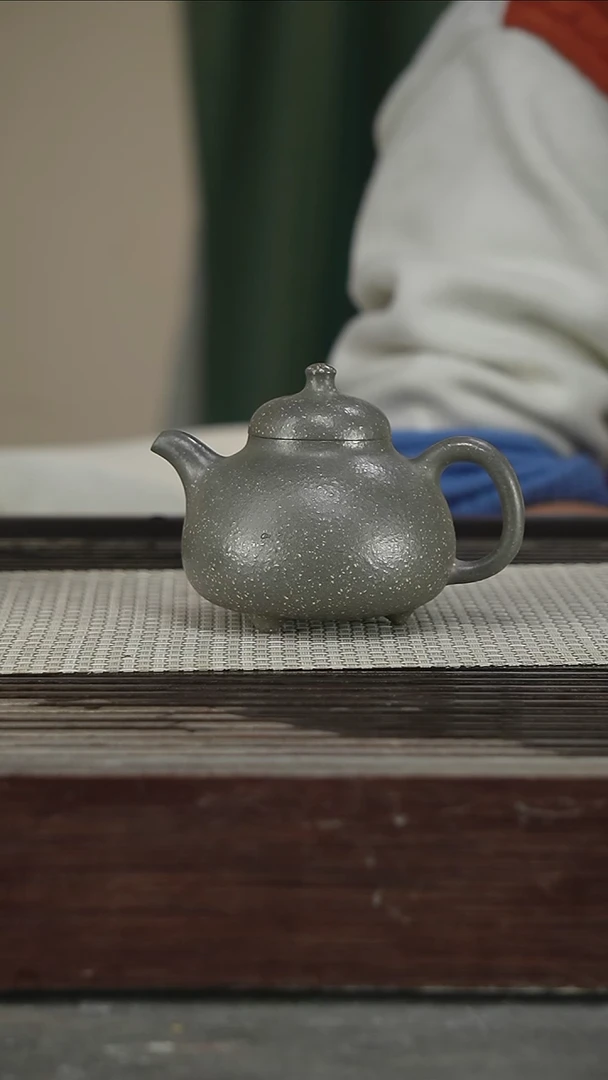 茶壶紫砂万180CC82号