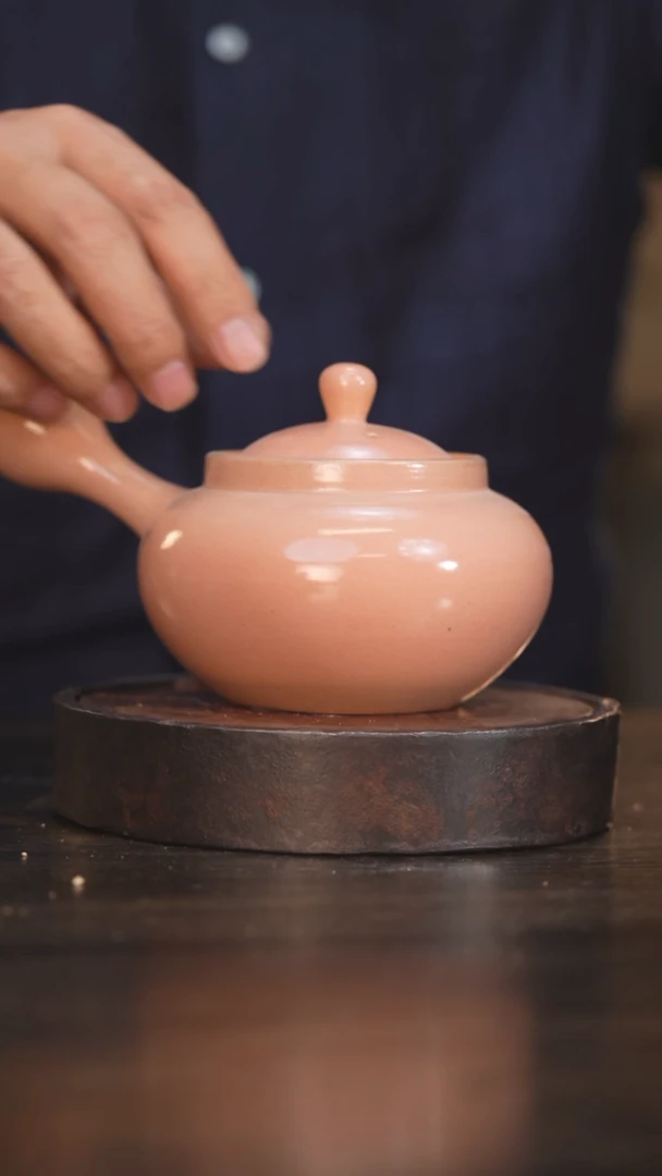 【闪购商品】杯30柴房陶瓷丨粉色侧把壶