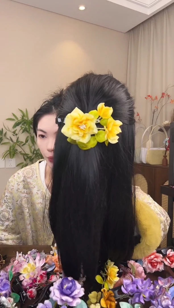 刺绣双朵黄色芙蓉花懒人夹