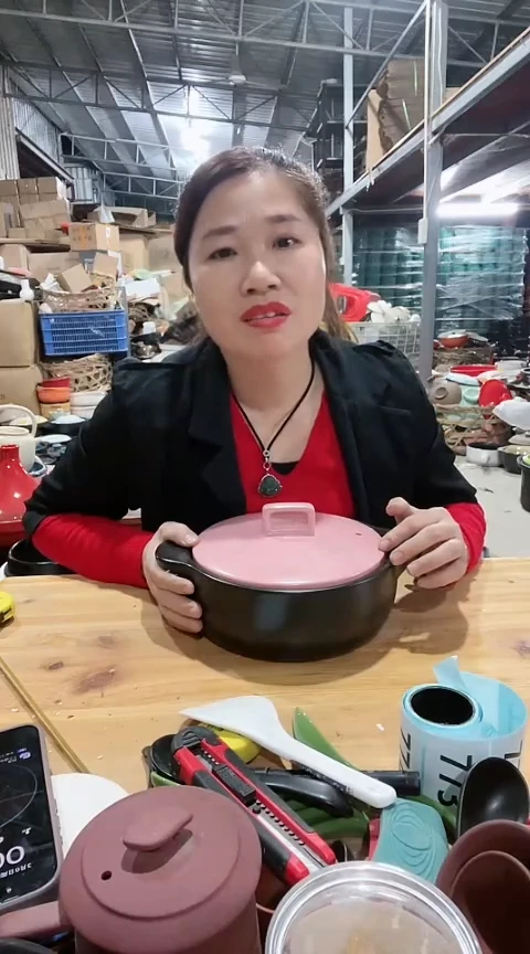 【闪购商品】瑕疵2.0黑锅带盖，，