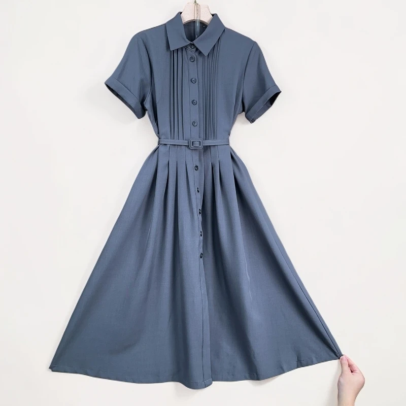 时尚高级感百搭减龄2025新款显瘦赫本风polo连衣裙
