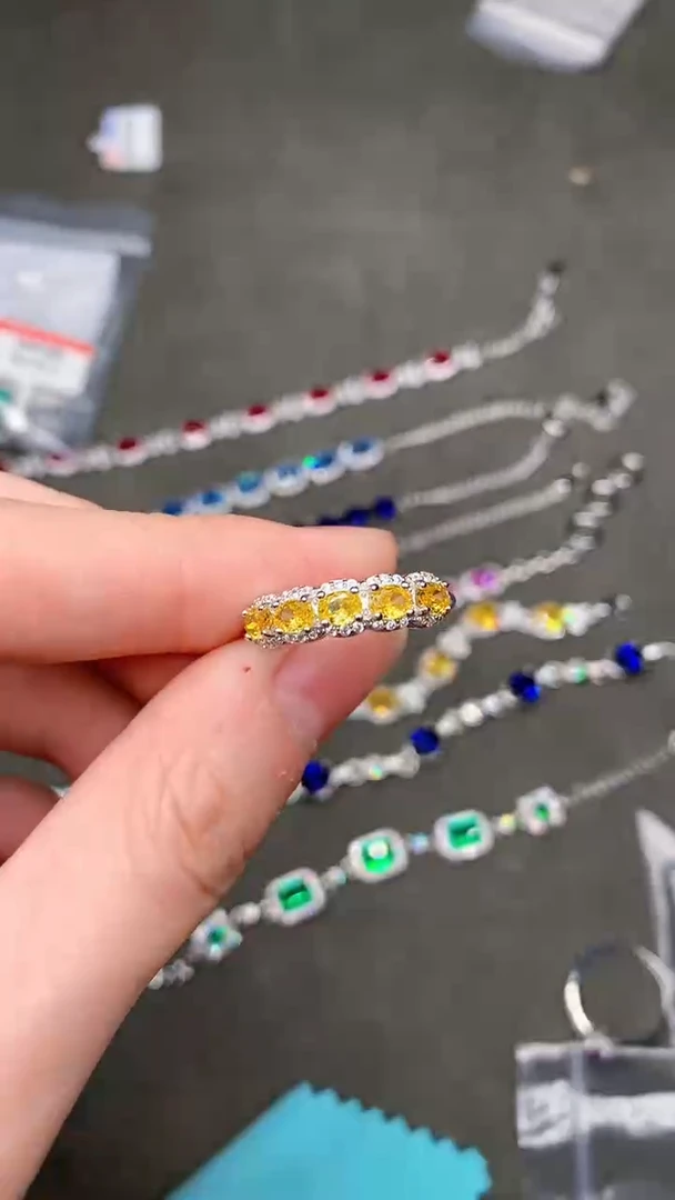 【闪购商品】蓝宝石戒指银S925镶嵌....