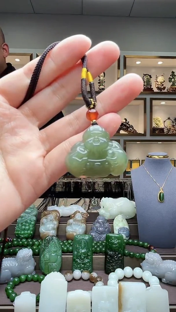 【闪购商品】和田玉颈饰未镶嵌苏