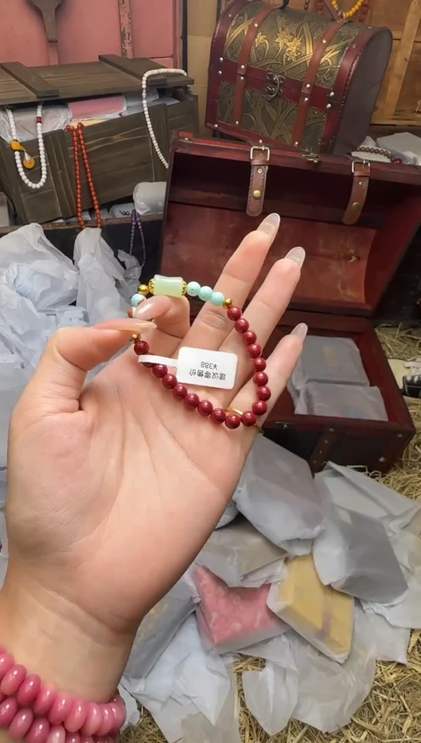 精美手串（无礼盒）