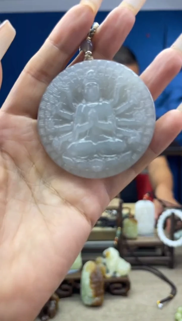 和田玉未镶嵌颈饰1
