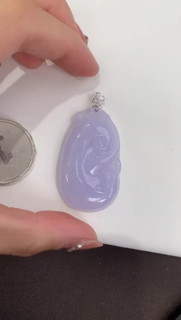 颈饰18K金镶嵌翡翠天然缅甸a货翡翠