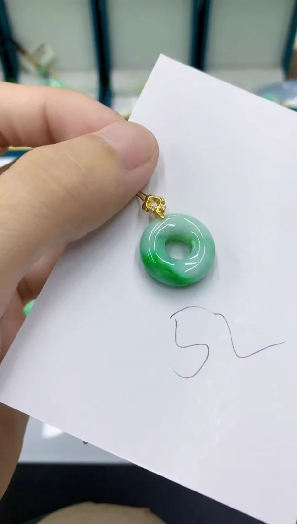 颈饰未镶嵌翡翠翡翠