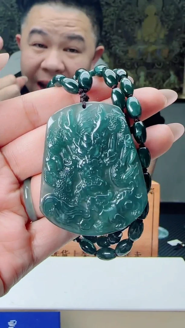 【闪购商品】翡翠颈饰未镶嵌多样性发货随机一件发货