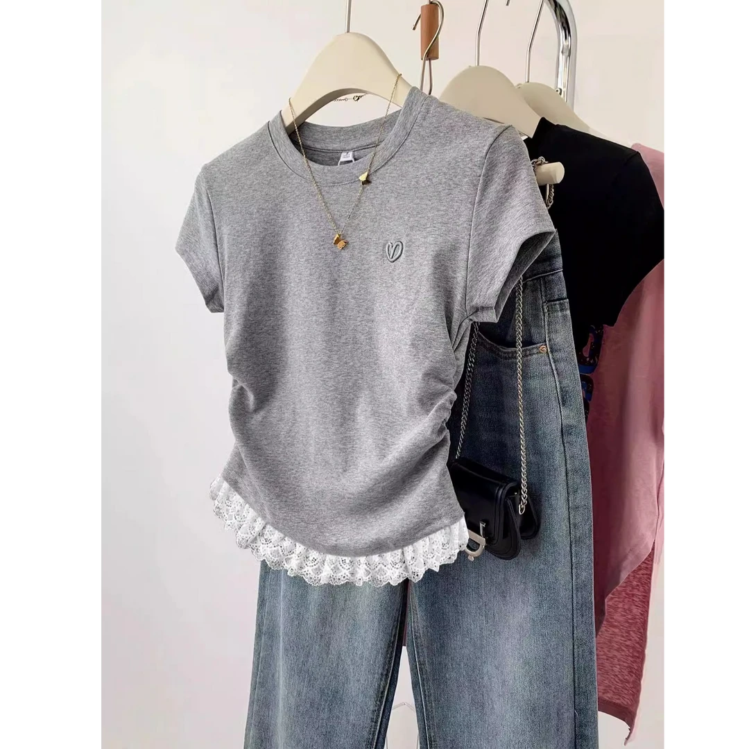 灰色爱心蕾丝边短袖t恤女夏季2025新款短款正肩修身显瘦体恤上衣