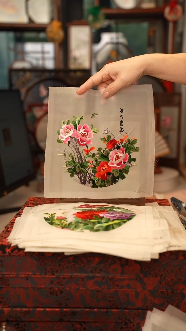 扇子苏绣绣片 20乘20