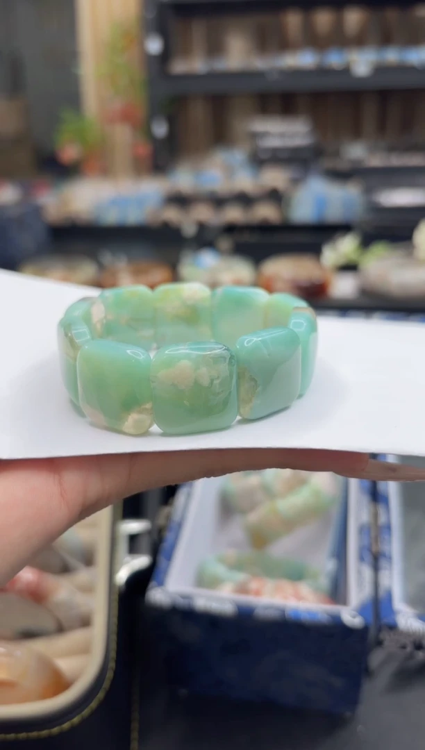 无无76 微瑕手牌