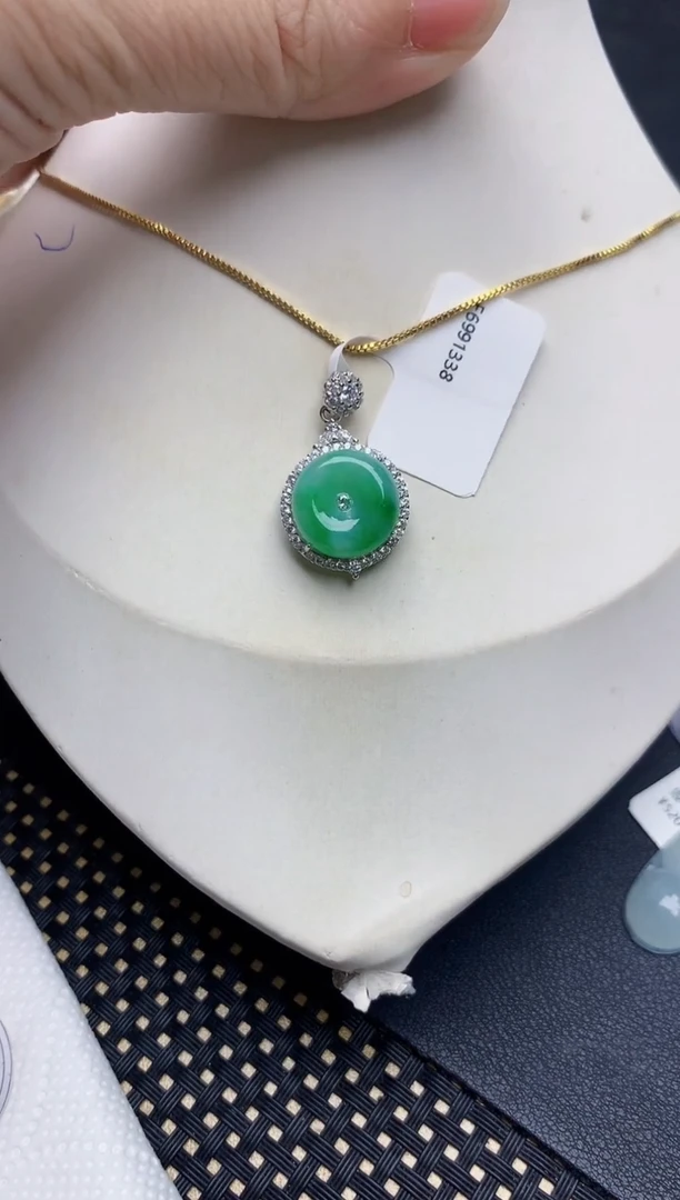 颈饰银S925镶嵌翡翠天然缅甸A货翡翠