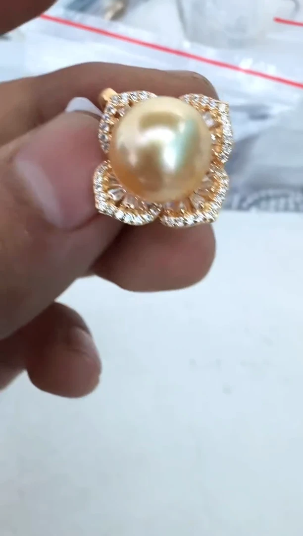 【闪购商品】海水珍珠颈饰银S925镶嵌吊坠