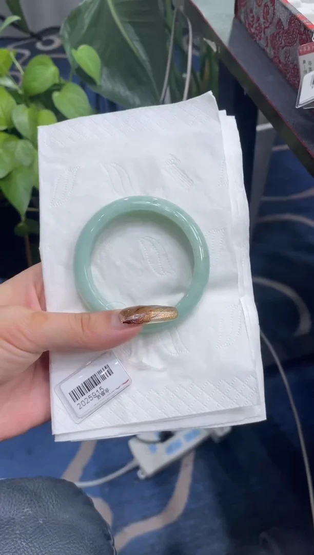 未镶嵌手镯翡翠5632****