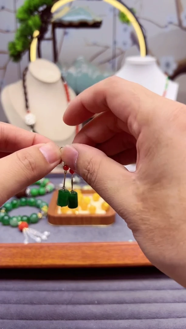 【闪购商品】翡翠耳饰14K金镶嵌E235`````