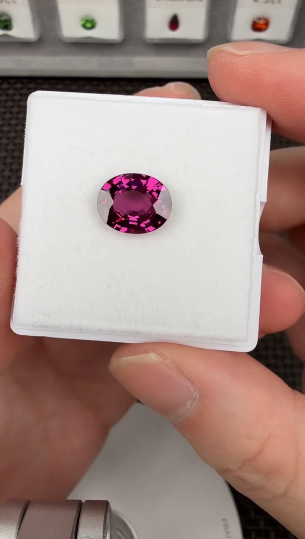 【闪购商品】石榴石玫瑰榴石未镶嵌4ct-B00886