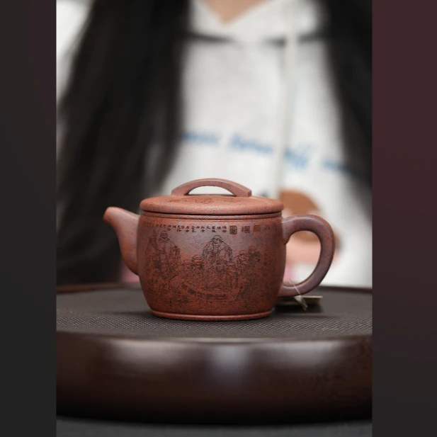 968 原矿紫砂刻绘汉瓦壶