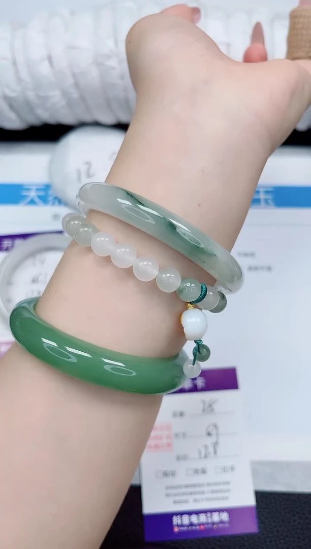 石英质玉手镯未镶嵌25-59/60