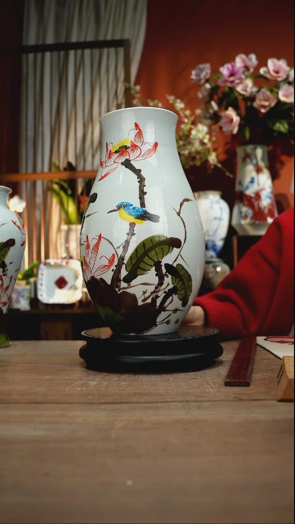当代景德镇设计师釉下手绘陶瓷花瓶