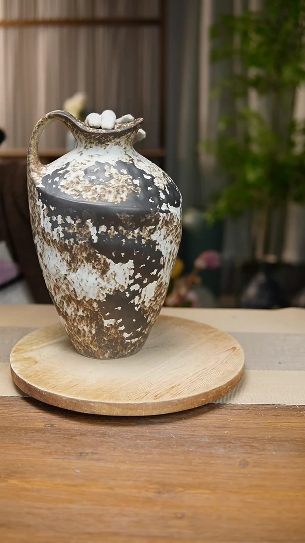 【闪购商品】陶瓷 花器诧寂黑奶壶