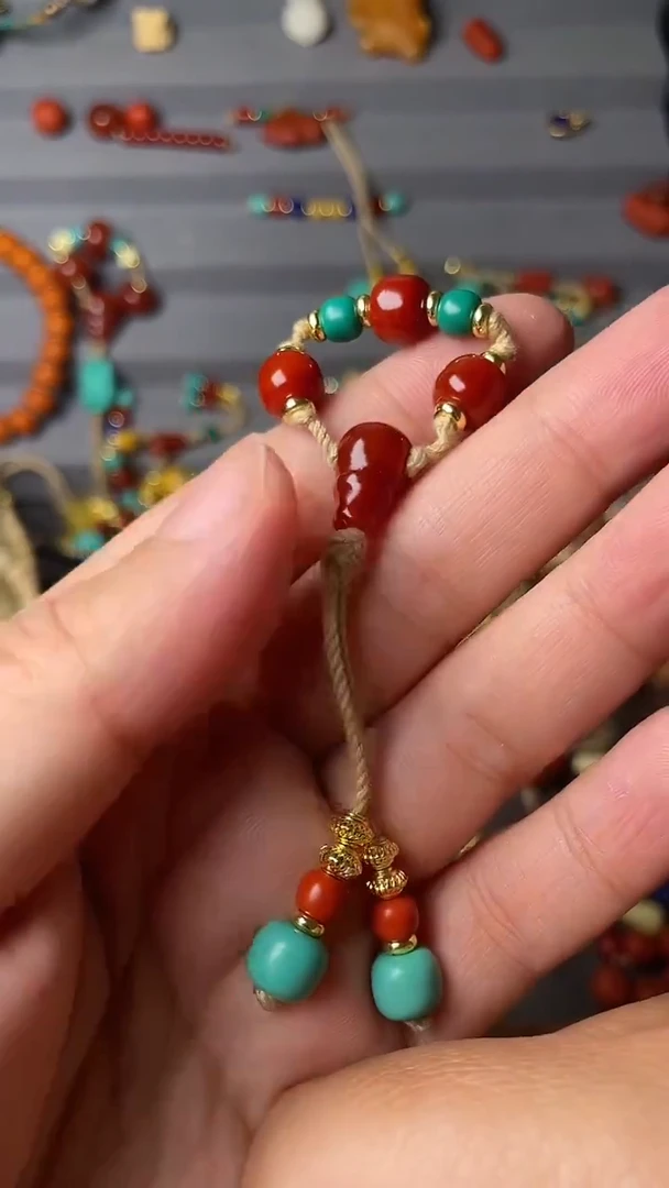 未镶嵌配饰玛瑙/玉髓3-7全红