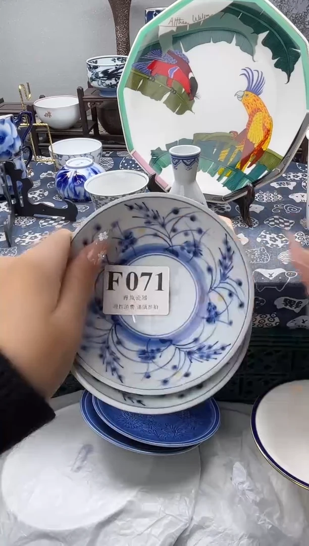 瓷片✨****梁   F071