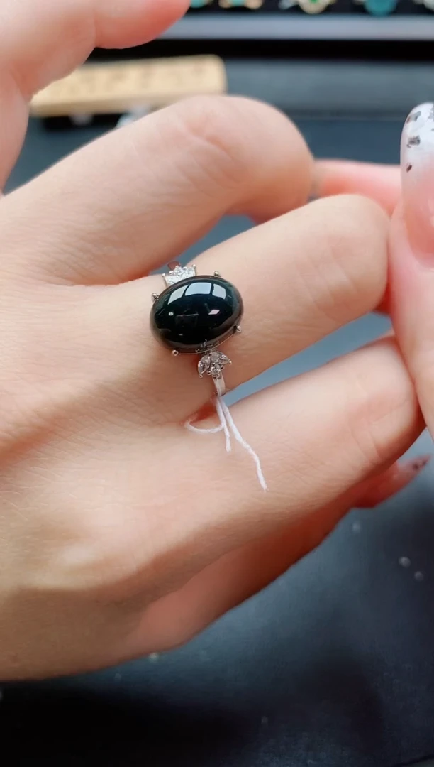 银S925镶嵌戒指翡翠1