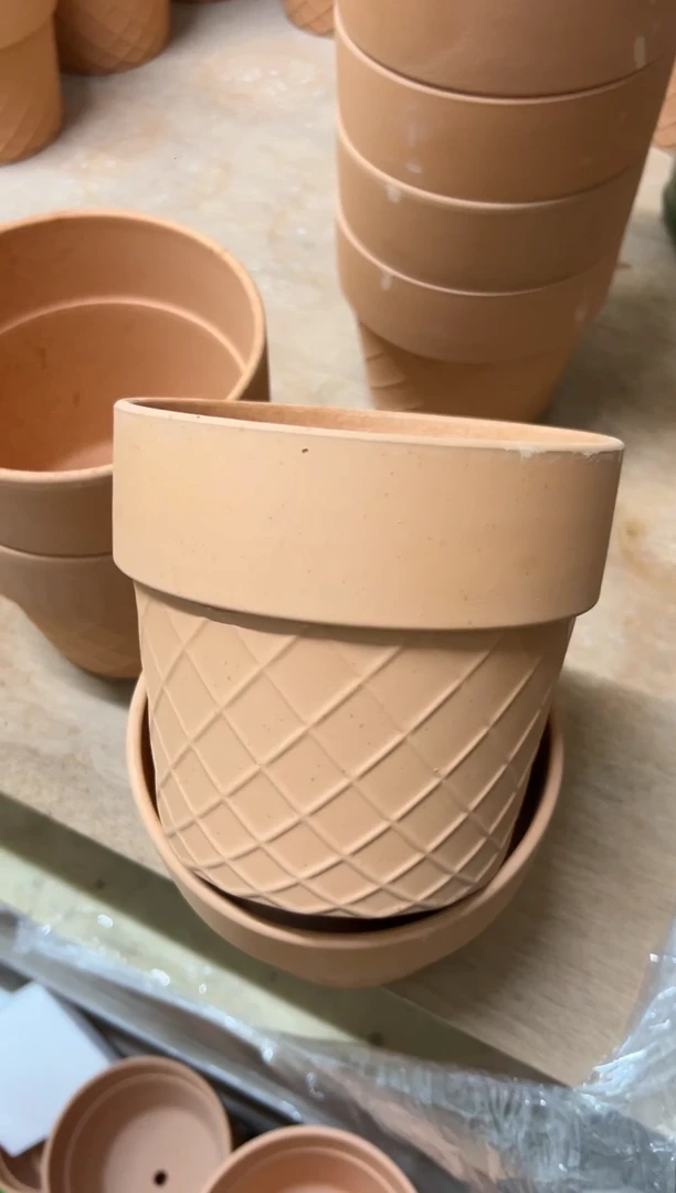 【闪购商品】瑕疵网格16口14高1个