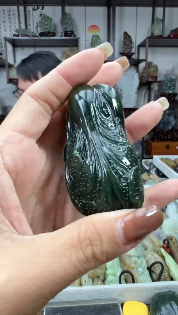 未镶嵌和田玉把件1