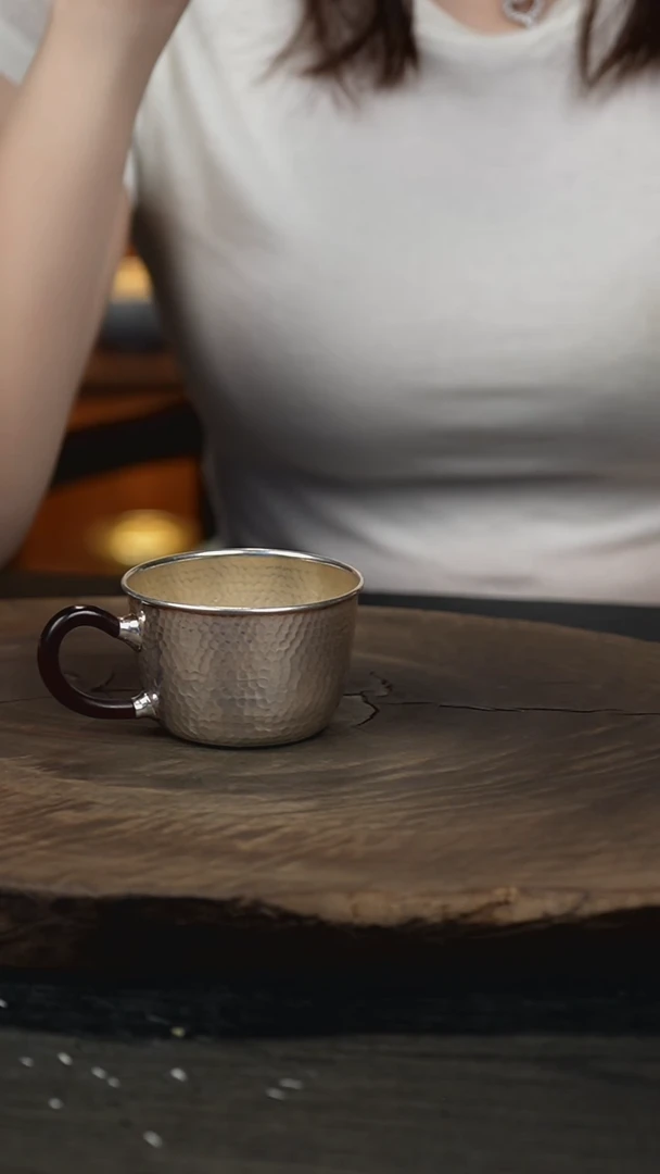 手工999锤纹主人杯银杯
