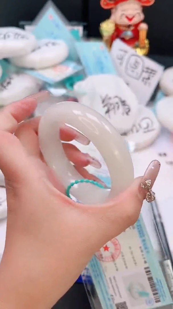 未镶嵌手镯和田玉16T78-58