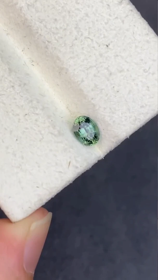 裸石蓝宝石未镶嵌0.89ct--40