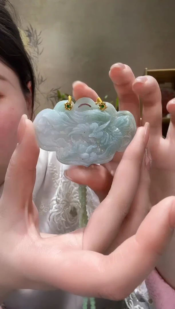 【闪购商品】翡翠颈饰未镶嵌吊坠