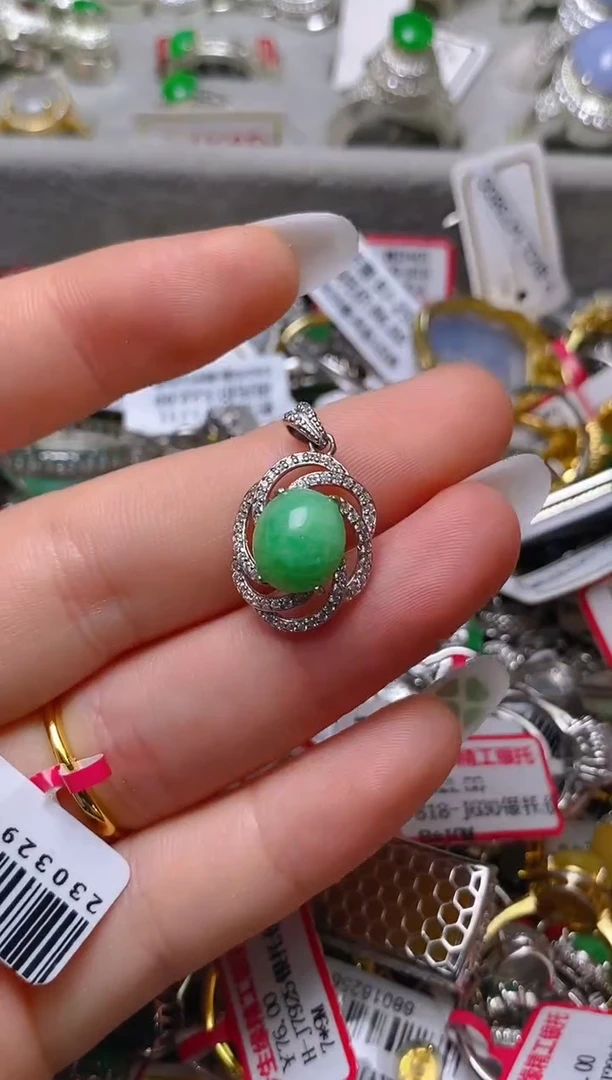 银S925镶嵌戒指翡翠百内无证书