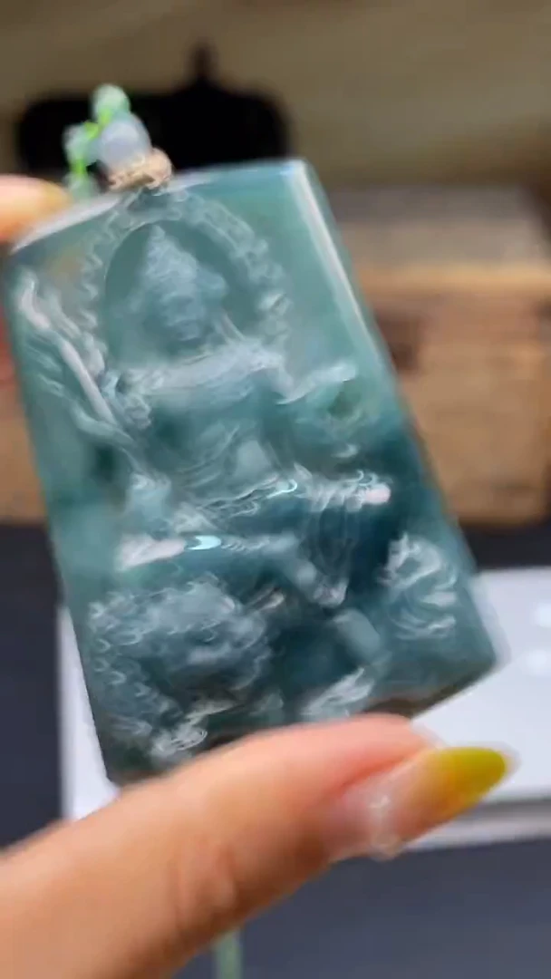 翡翠未镶嵌颈饰********797
