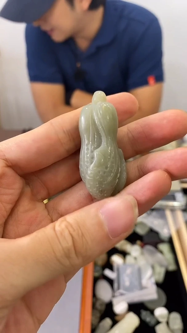 和田玉未镶嵌吊坠(不含链)170