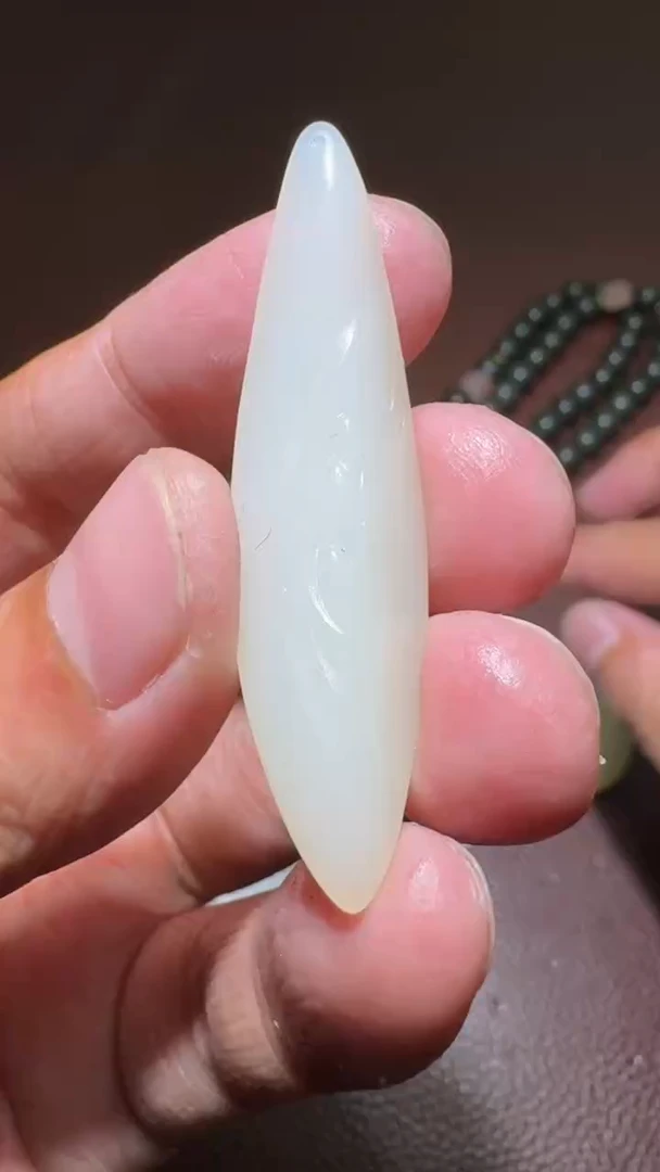 未镶嵌和田玉挂件和田玉