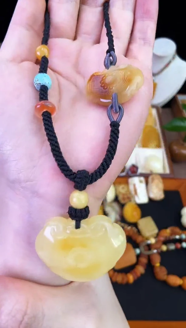 琥珀未镶嵌珠宝奇石柒月