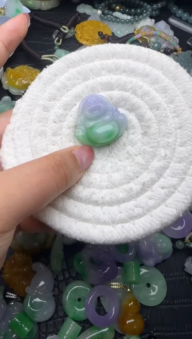 颈饰未镶嵌翡翠缅甸翡翠吊坠