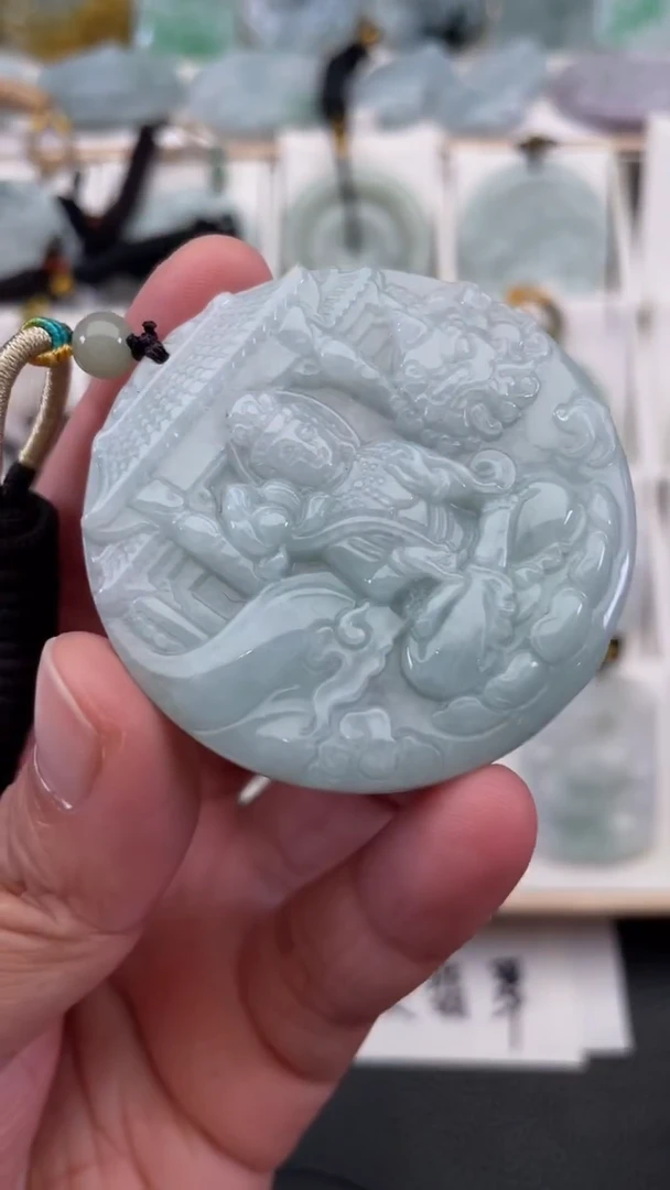 颈饰未镶嵌翡翠天然缅甸翡翠A货114