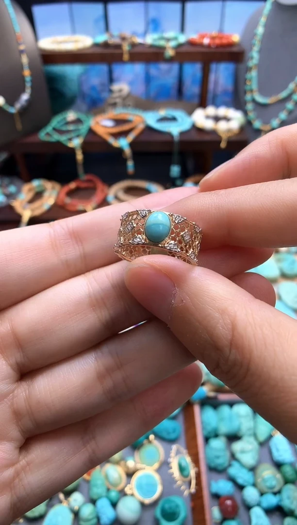 18K金镶嵌绿松石戒指精工绿松石戒指