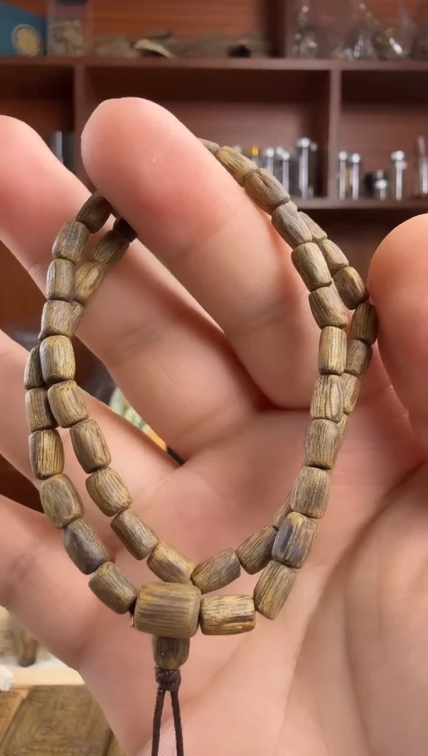 沉香手串奇楠沉香沉水乌身圆叶随形桶珠双圈手串一条