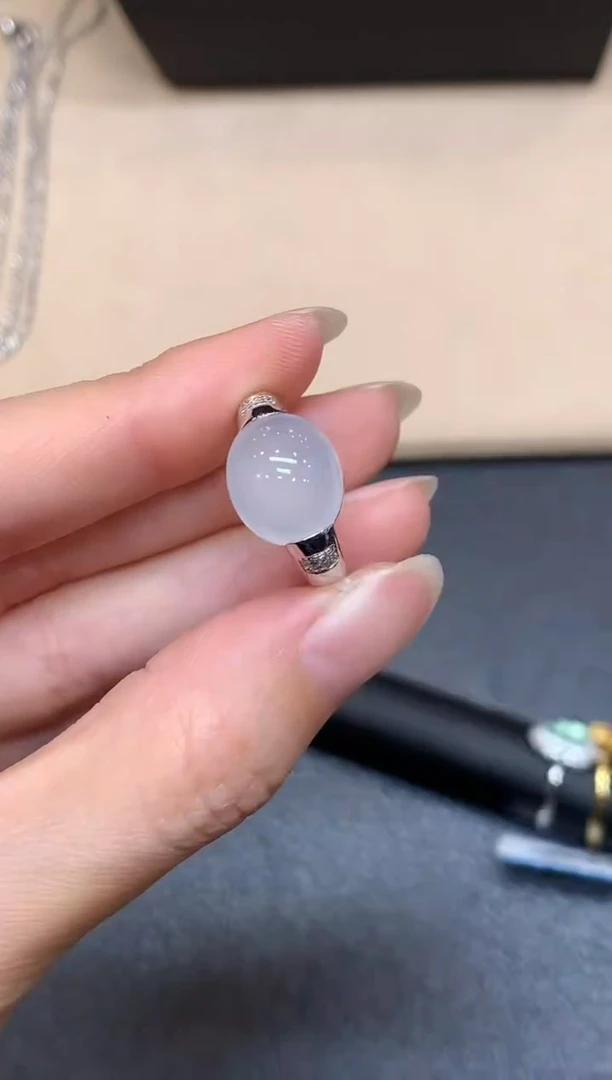 18K金镶嵌戒指翡翠10【无服务费蛋面【无服务费