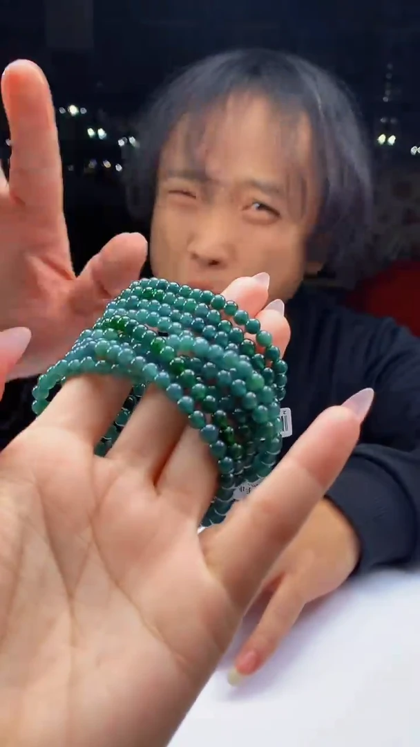 颈饰未镶嵌翡翠天然A货翡翠多样性发其一