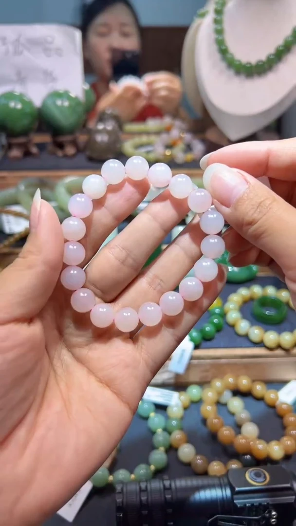 未镶嵌手串和田玉1