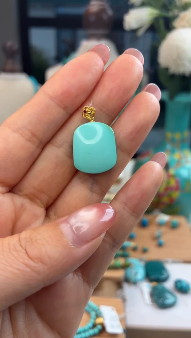 18K金镶嵌绿松石吊坠(不含链)1