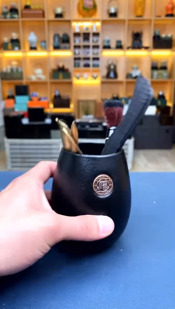 【闪购商品】撤柜高货，价格随便开@@ZHTJ0015