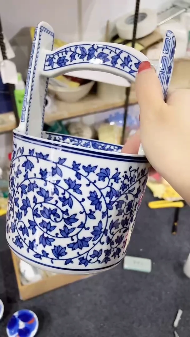 【闪购商品】盘青花提梁一一一一