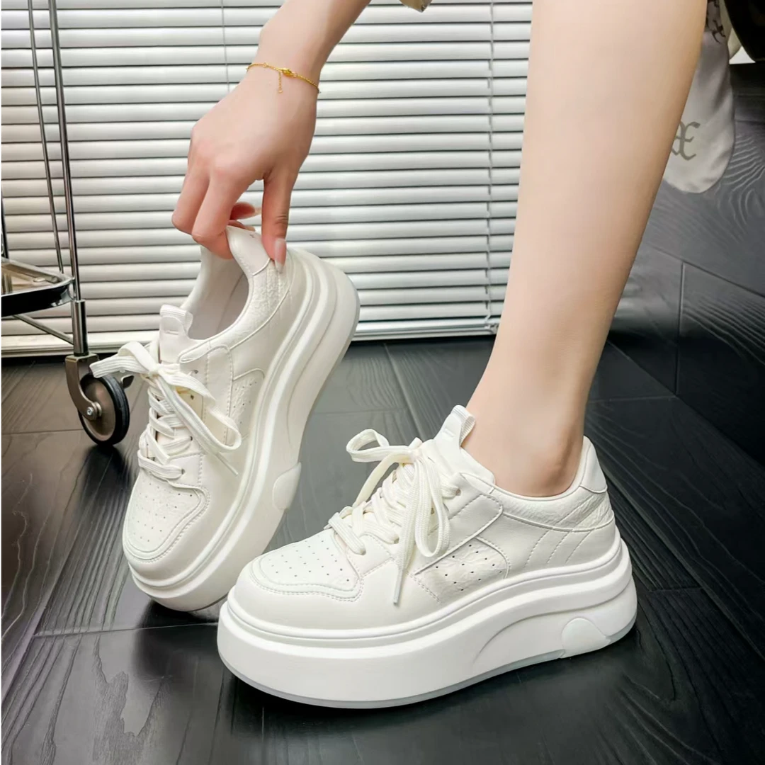 DAJINDM8315大码定制女鞋40-43新款爱心小白鞋