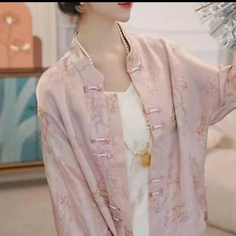 显白新中式女装新款时尚爆款粉色减龄外套